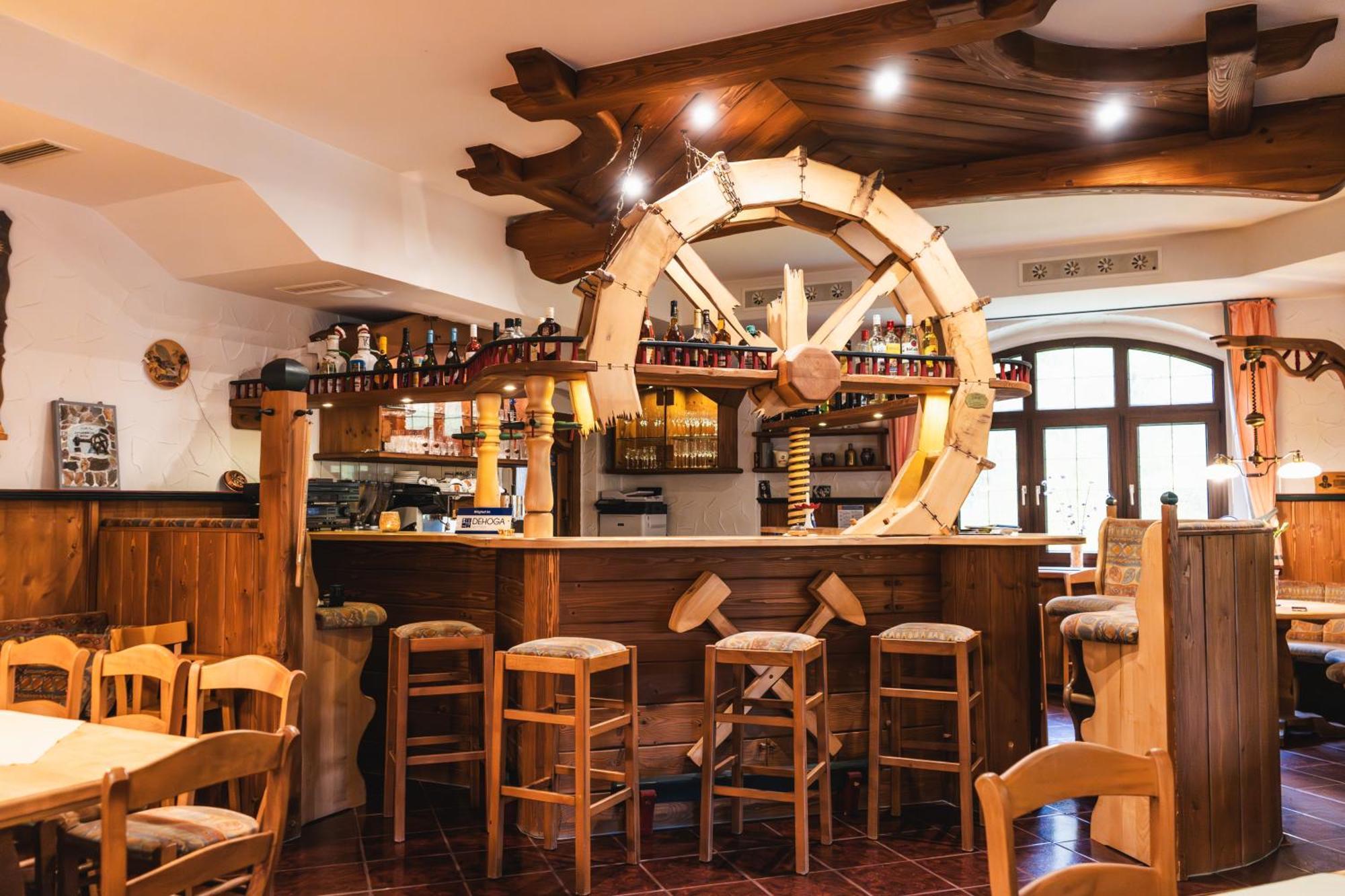 Gasthof Und Pension Hammerschaenke Wildenthal エクステリア 写真